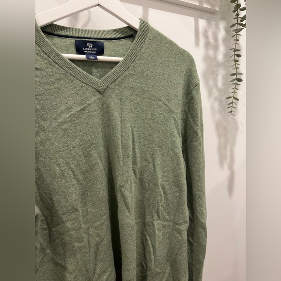 Lands End Sweater - Picture 3 of 3